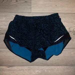 Lululemon hotty hots